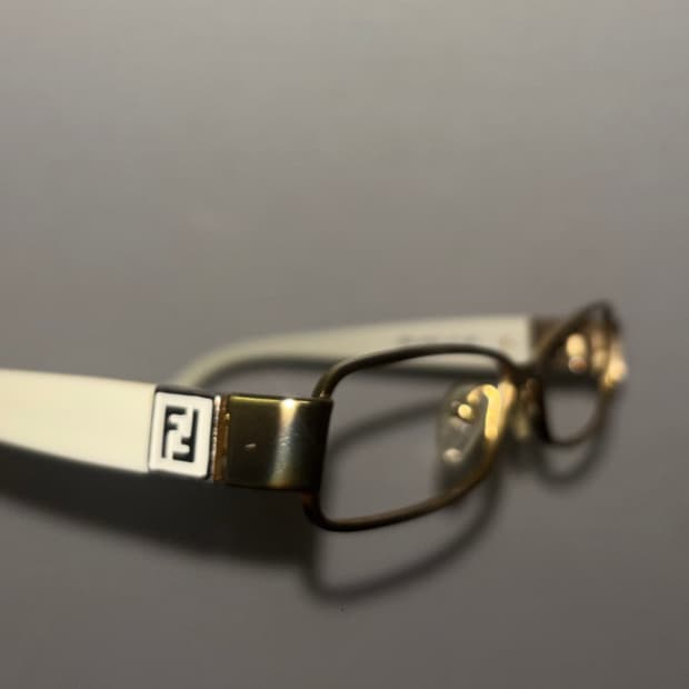 펜디 금테 안경
