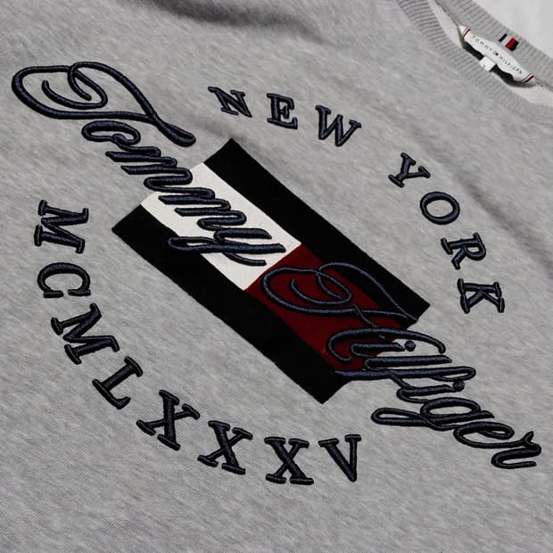 [M/무료배송] 남여공용 타미힐피거 맨투맨