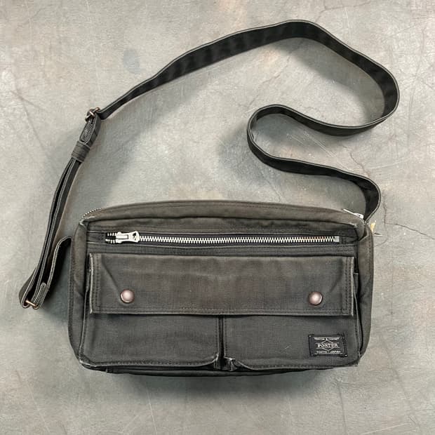 요시다 포터 스모키 숄더백