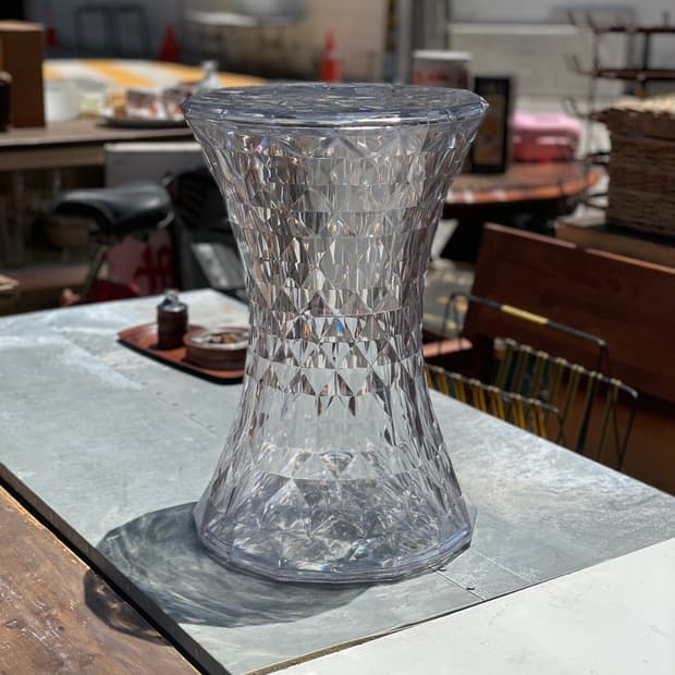 카르텔(Kartell) 스톤 스툴(크리스탈)