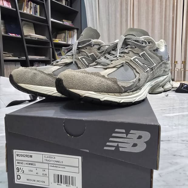 뉴발란스 2002R 프로텍션 그레이 275