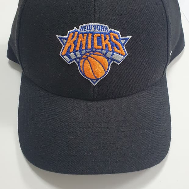 (새제품)NBA 뉴욕닉스 블랙모자 (OSFA 공통사이즈)