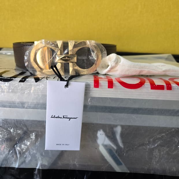 Salvatore Ferragamo 간니치 리버서블 새상품
