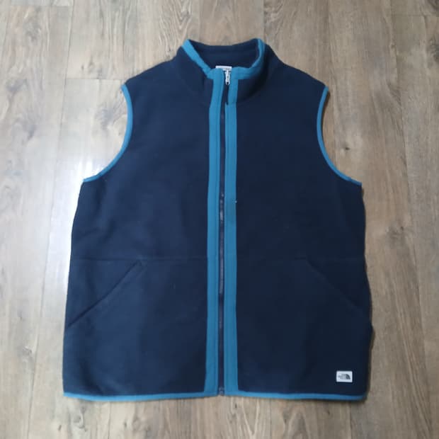 노스페이스 카본데일 플리스 베스트