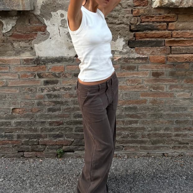 Jeanerica guell brown