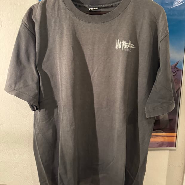 90s Nofear tshirt