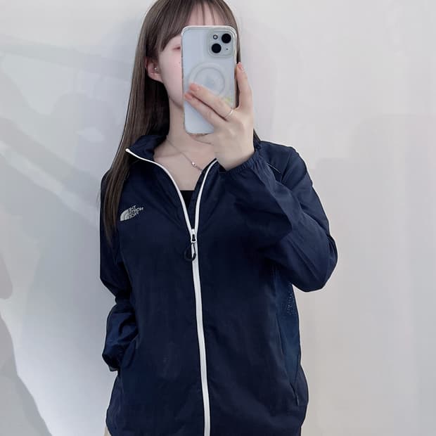 노스페이스 경량 바람막이