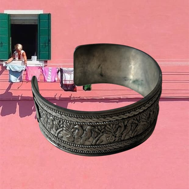 Vintage bangle