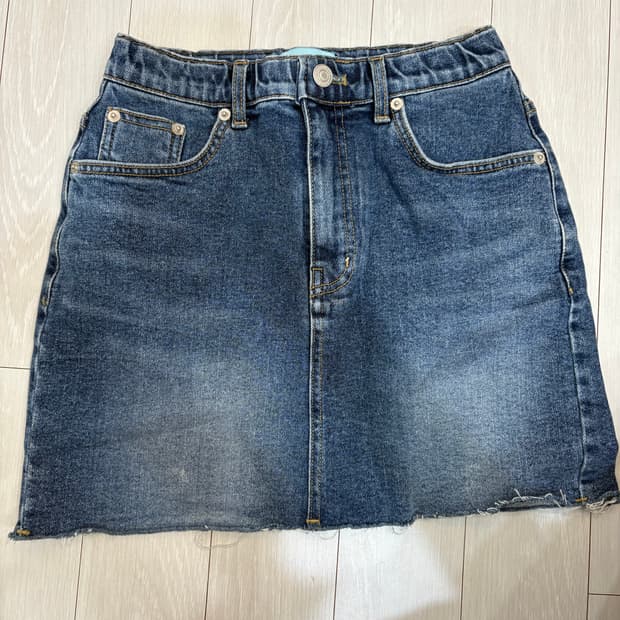 페일제이드 치마(새상품)