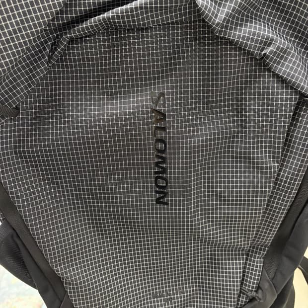 살로몬 트레일블레이저 20 커뮤터 블랙