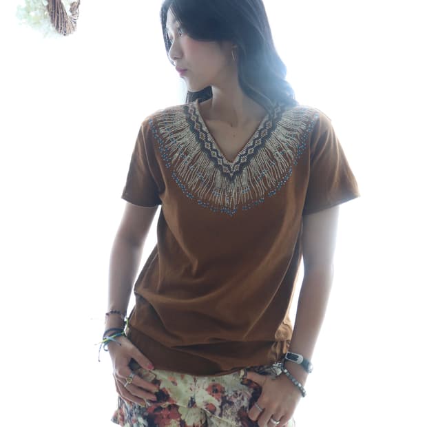 [Kapital] Beads V-Neck T-Shirt (Brown)