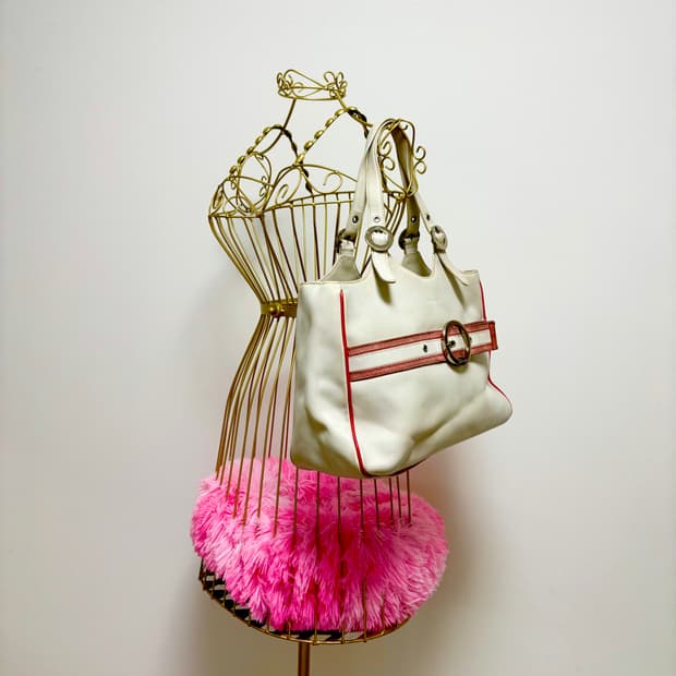 정품 지방시 숄더백.