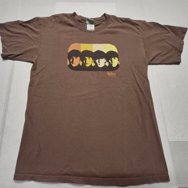 비틀즈 2005