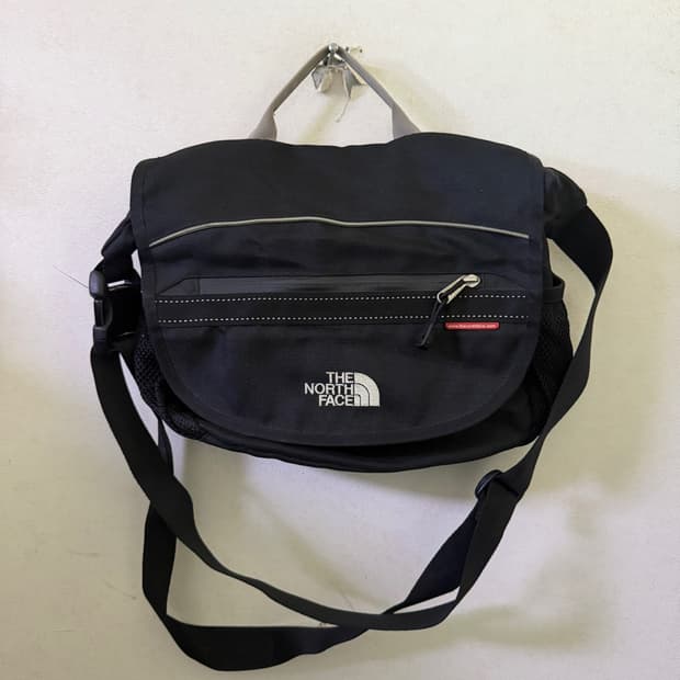 노스페이스 3m 리플렉티브 스카치 크로스백 블랙