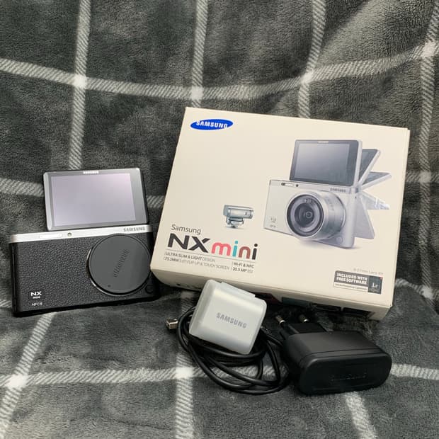 (민트급) 삼성 NX mini 풀박스 + 9mm 단렌즈 + 9-27mm 