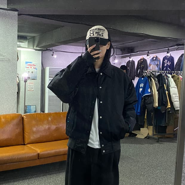 아디다스 오리지널 신형 빅로고 새틴 바시티 점퍼 B3192 