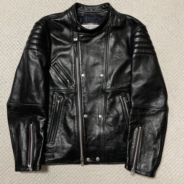 DIAFVINE 디아프바인 2WAY 카우하이드 소가죽 마크 레더 자켓