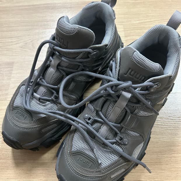 준지 스니커즈 260