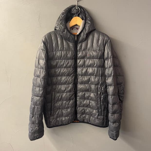 타미힐피거 패커블 후드 경량패딩(XL)