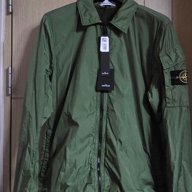 스톤아일랜드 크링클랩스 나일론 가먼트 다이드 Olive green(새상품