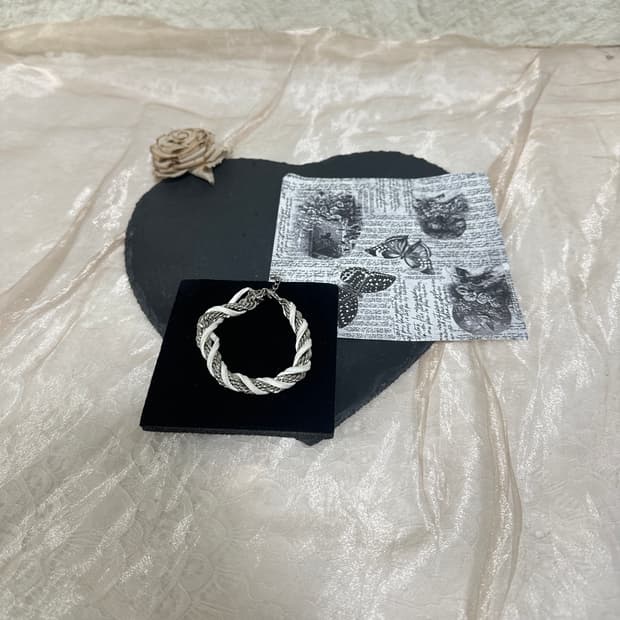 빈티지 스웨이드  브레이드 팔찌