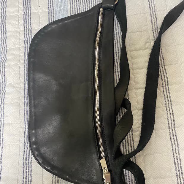 구이디 레더 q10m 홀스 레더백