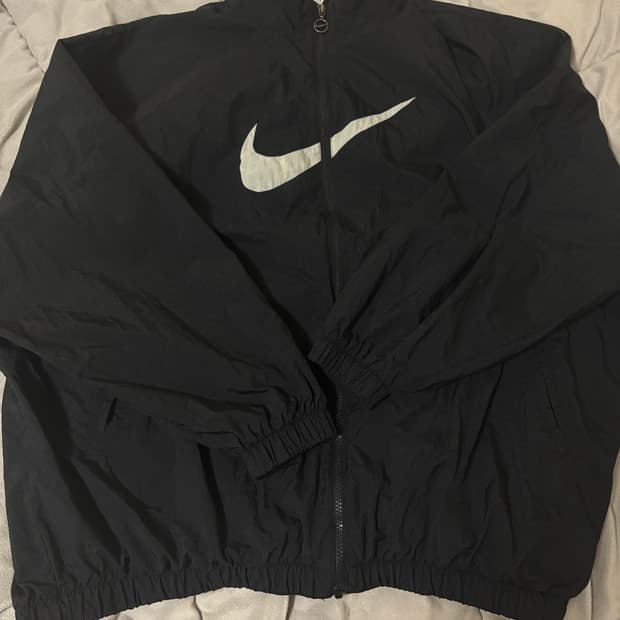 나이키 윈드브레이커 바람막이