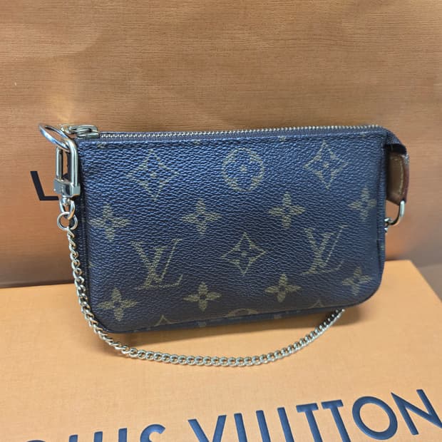 [특가][정품] 루이비통 악세수아 미니