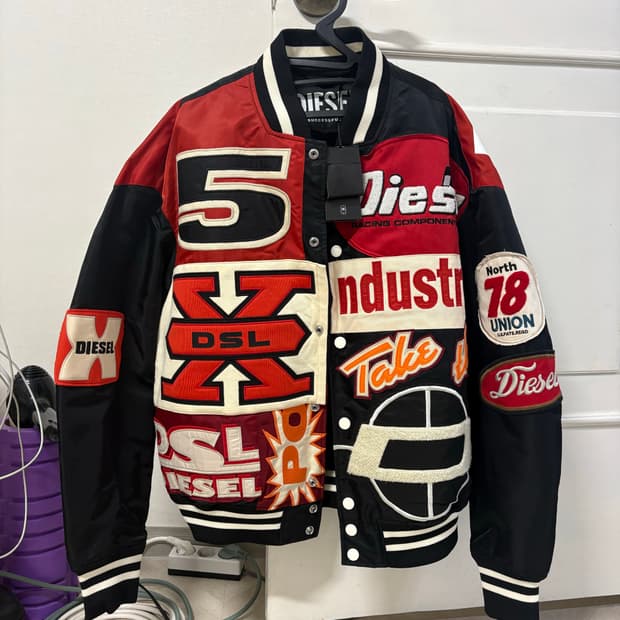 디젤 자켓 새상품 L사이즈 팝니다