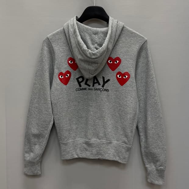 꼼데가르송 레드 와펜 백프린팅 후드 집업 (44)