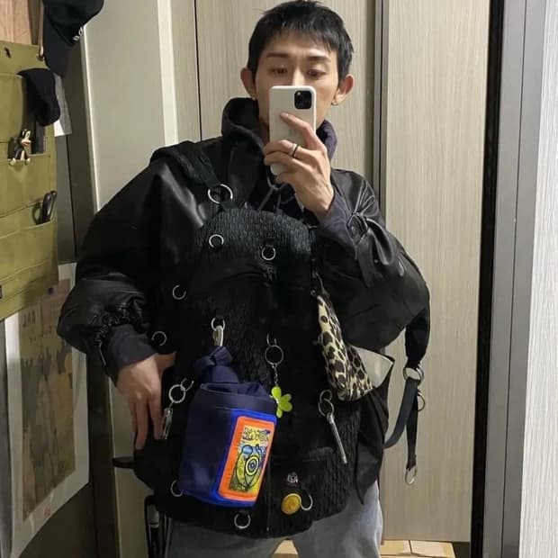 정품 라프시몬스x이스트팩 패디드 루프링 백팩