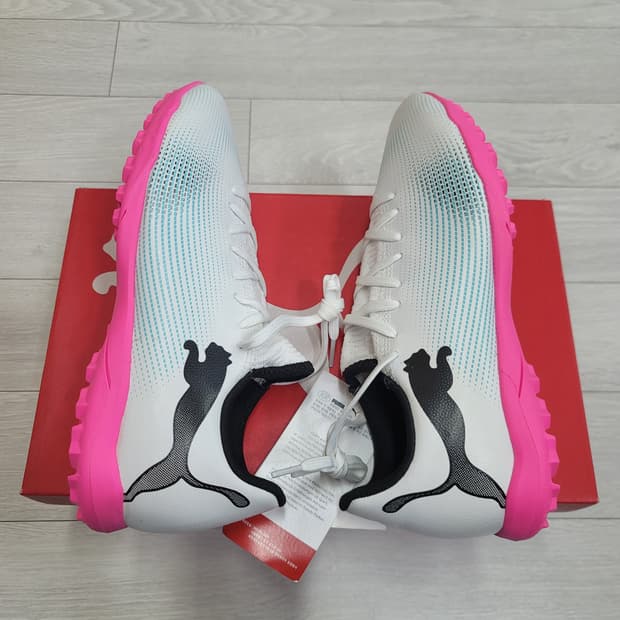 (250)푸마 풋살화 퓨처 7 플레이 TT[대전 직거래도 가능]