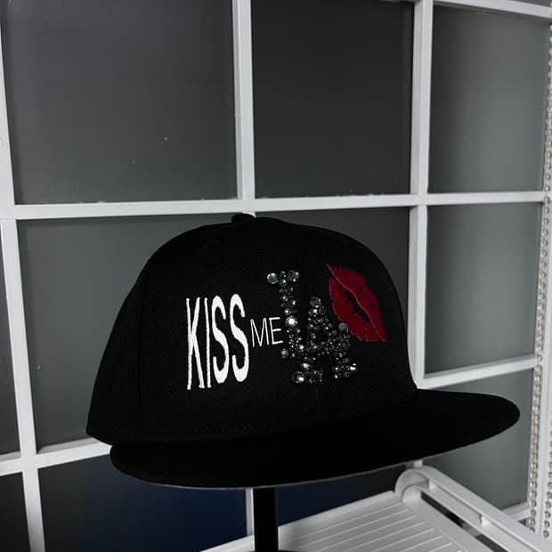 KISS me LA 뉴에라 커스텀 712