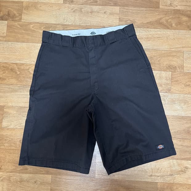 디키즈 루즈핏 블랙 반바지 34