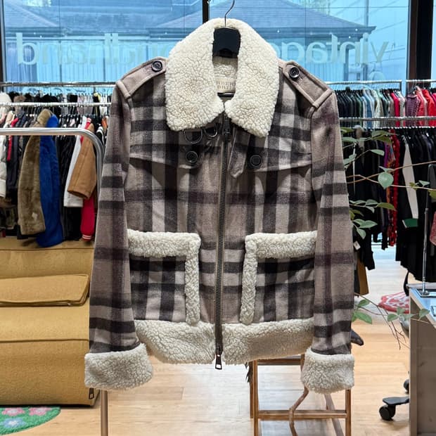 버버리 브릿 브라운 노바체크 무스탕 자켓 