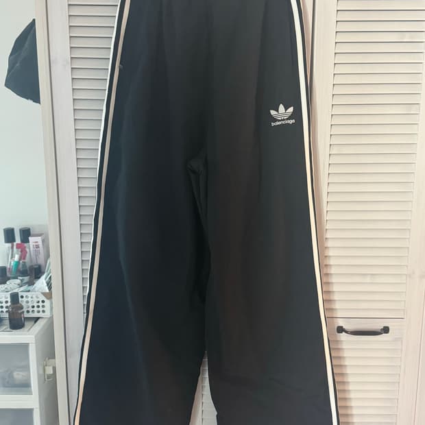 (xs) 발렌시아가x아디다스 포플린 트랙팬츠