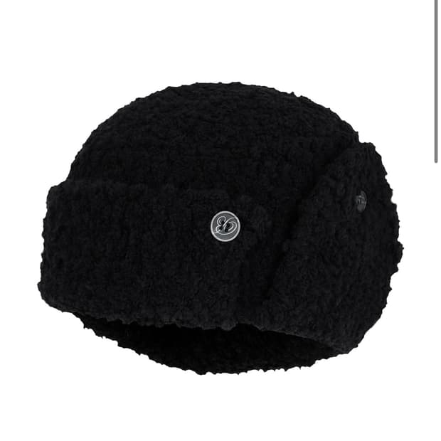 구해요)BUTTONY 이어머프 비니 블랙