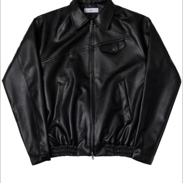 리젤서비스 레더 자켓 구합니다.