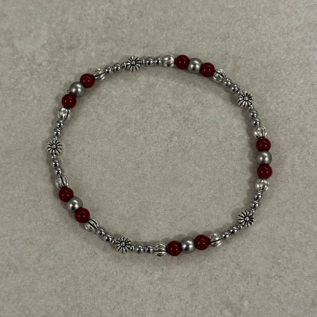 레드 비즈 실버 포인트 팔찌