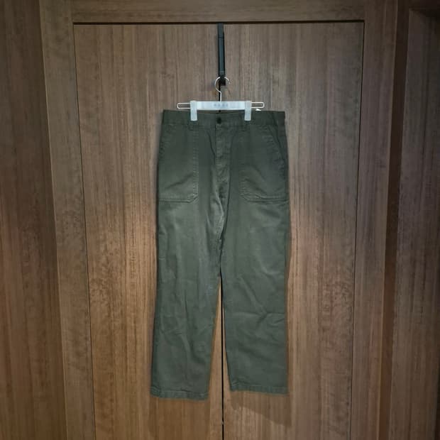 유니폼 브릿지 herringbone fatigue pants khaki