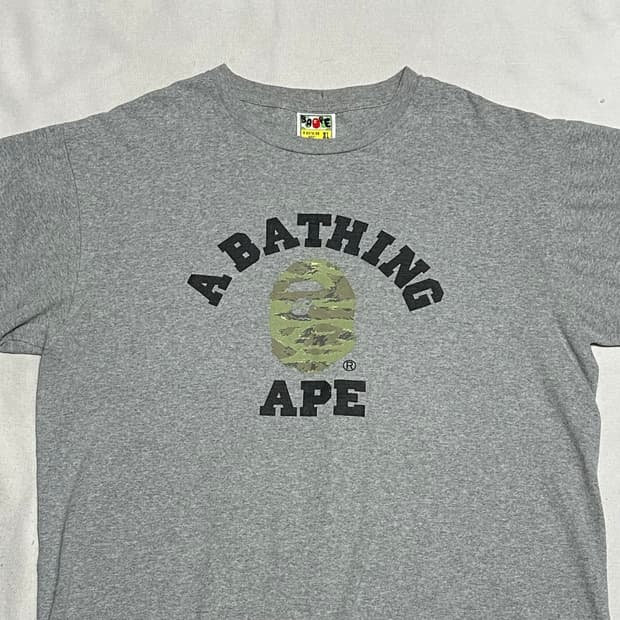 XL 베이프 카모 그레이 반팔 티셔츠