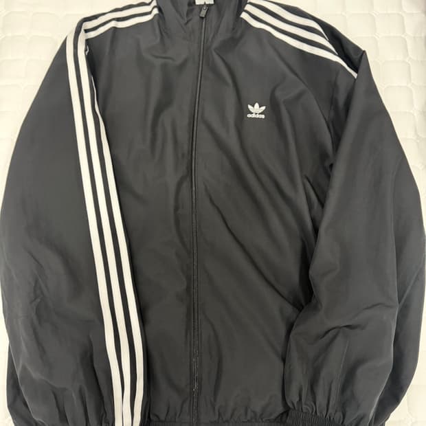 [L]아디다스 아딜레늄 시즌 3 오버사이즈 트랙탑 블랙