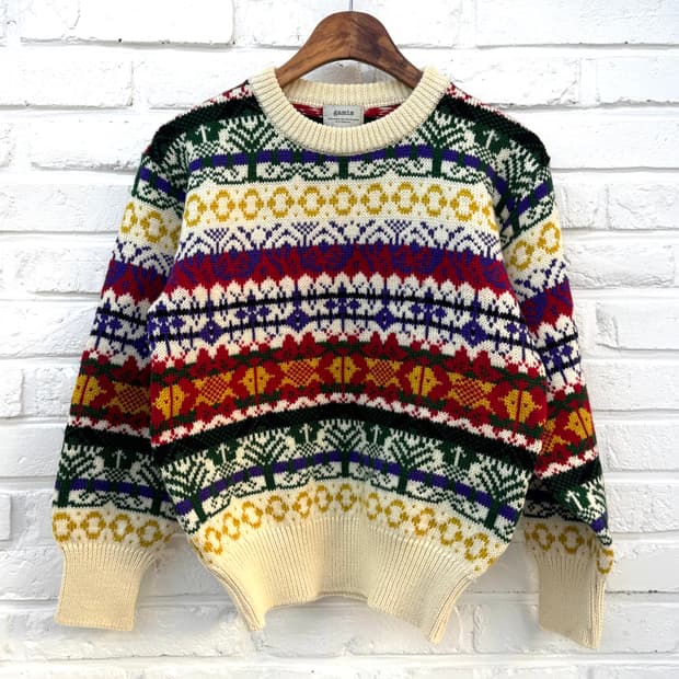 감스 아이보리 노르딕 패턴 모니트