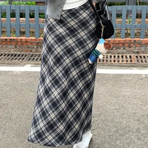 체크 잭 트임 롱 스커트