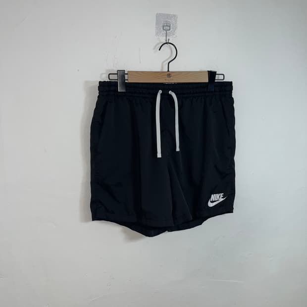 나이키 NSW 우븐플로우 쇼츠