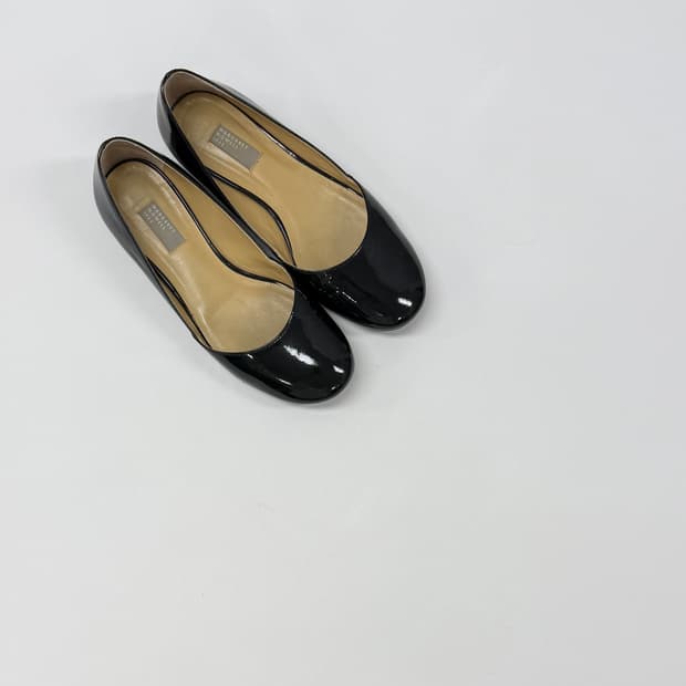 Margaret Howell enamel flat