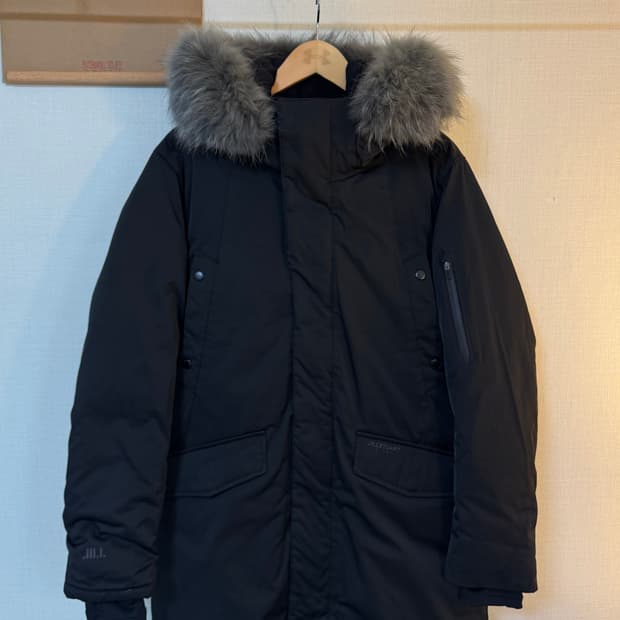 [100]질스튜어트 스포츠 라쿤털 구스다운 롱패딩