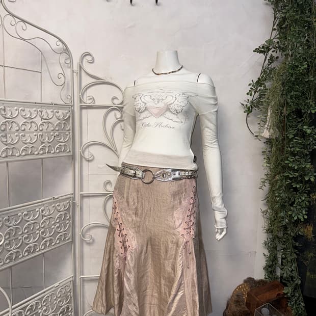 Gila Archive HEART WING SHEER 롱슬리브