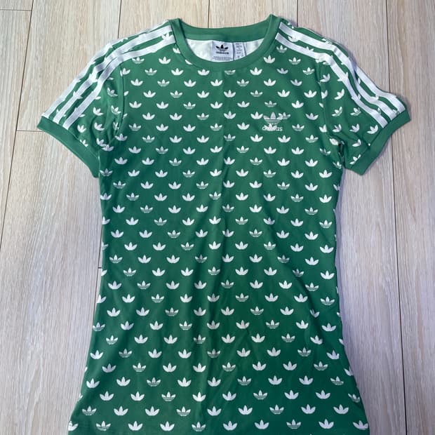 아디다스 반팔티