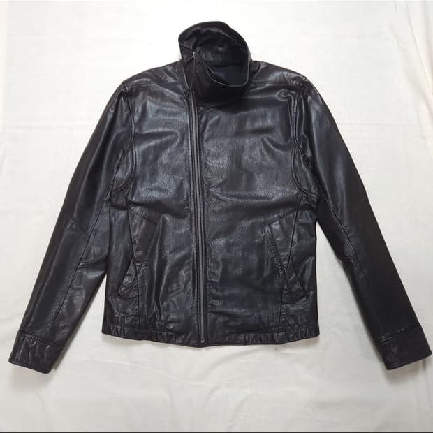 코데즈컴바인 하이넥 레더자켓